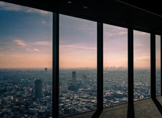 Ile trwa lot do Tokyo?